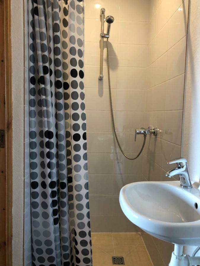 Hotel Viesu Nams Valodzes à Sigulda Extérieur photo